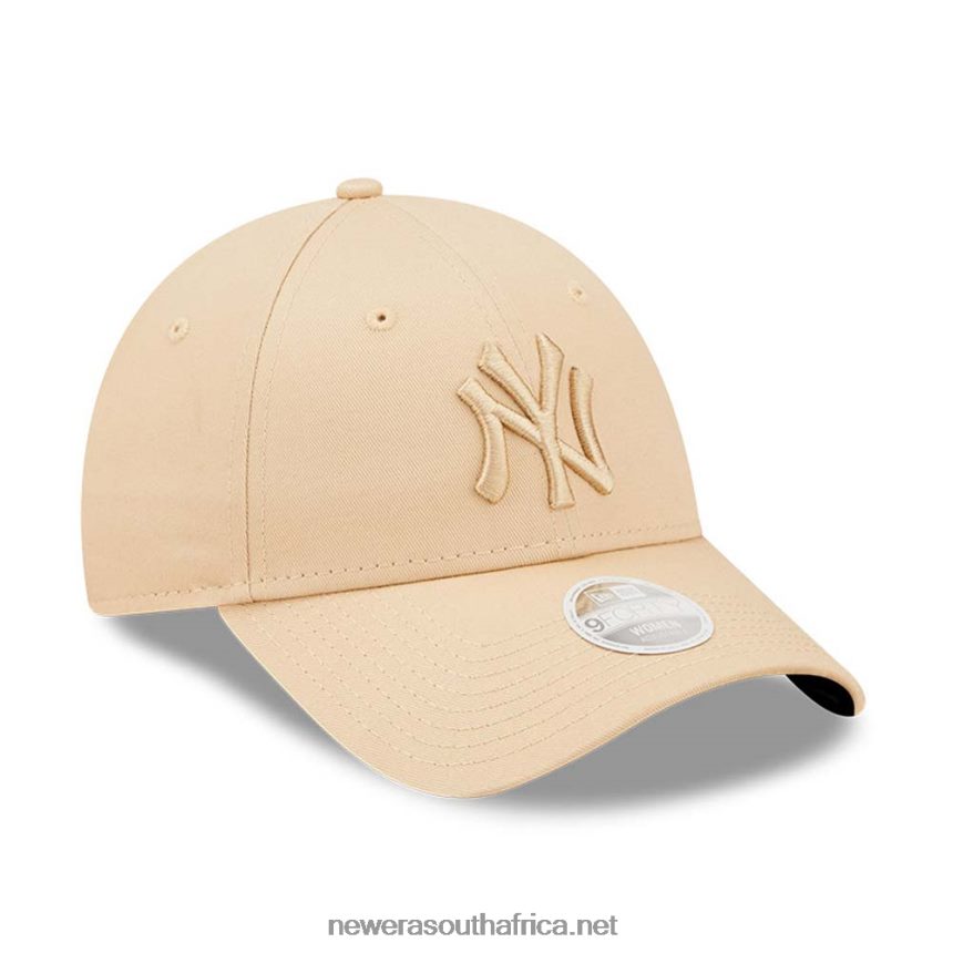 New York Yankees Womens League Essential Stone 9FORTY Adjustable Cap New Era TRBRBN1714