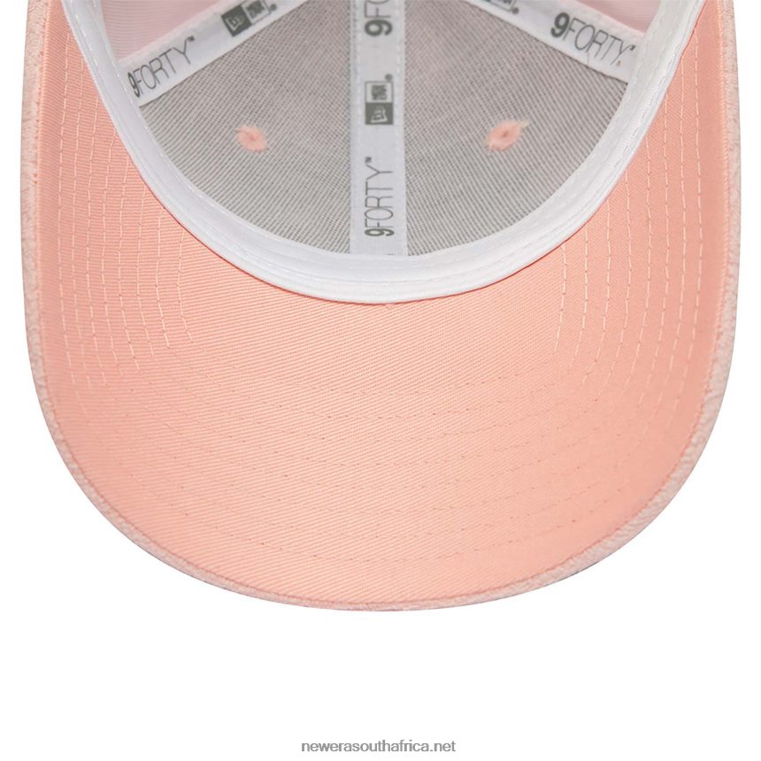 New York Yankees Womens Towelling Pink 9FORTY Adjustable Cap New Era TRBRBN1743