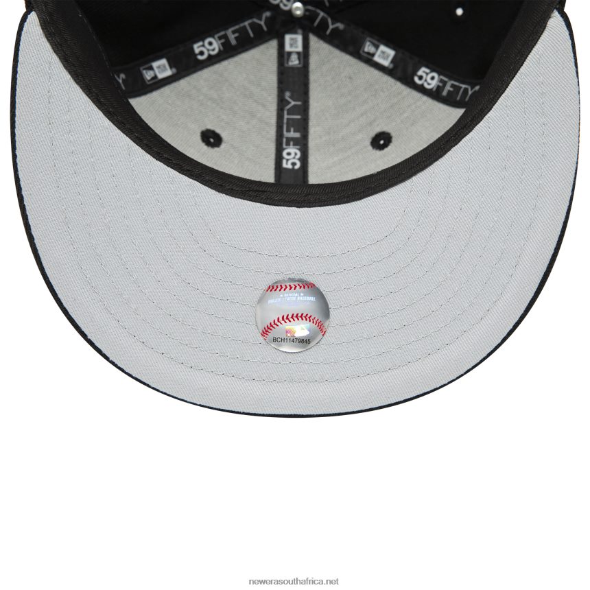 San Diego Padres Glow in the Dark Black 59FIFTY Fitted Cap New Era TRBRBN888