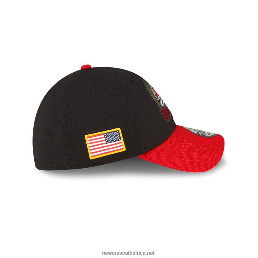 Tampa Bay Buccaneers NFL Salute to Service Black 39THIRTY Stretch Fit Cap New Era TRBRBN2175